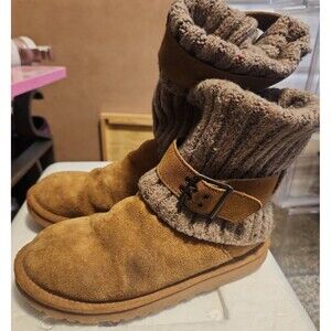 UGG- Cambridge Buckle Knit Boots in Chestnut, size 6.